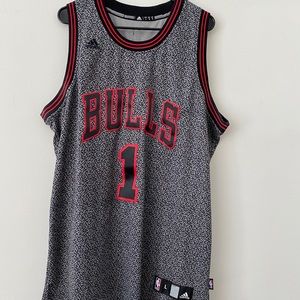 Men’s Bulls jersey